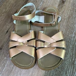 Women's Rose Gold Saltwater Sandals